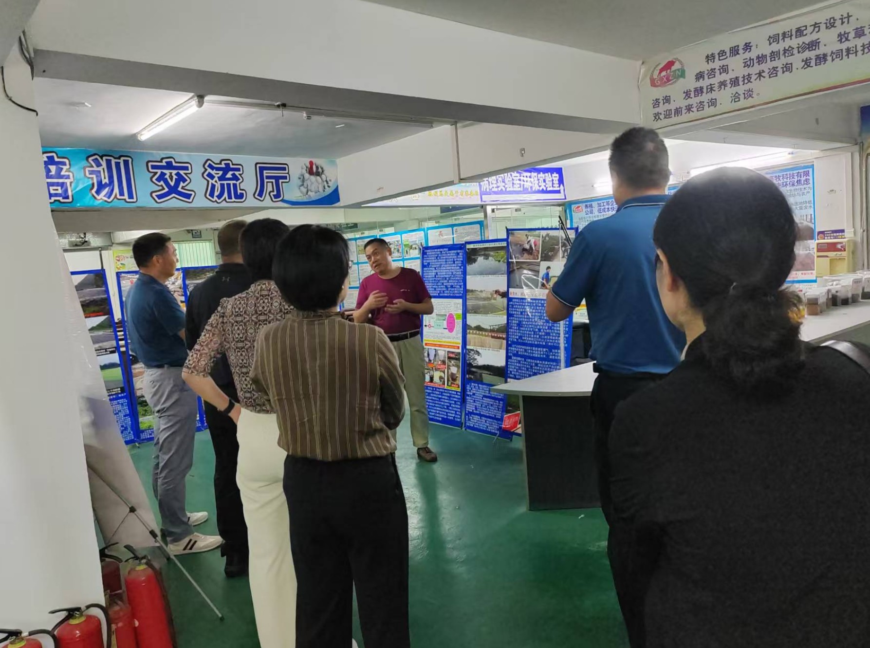 河南農(nóng)業(yè)廳獸醫(yī)處蒞臨廣西助農(nóng)調(diào)研獸醫(yī)社會化3.jpg